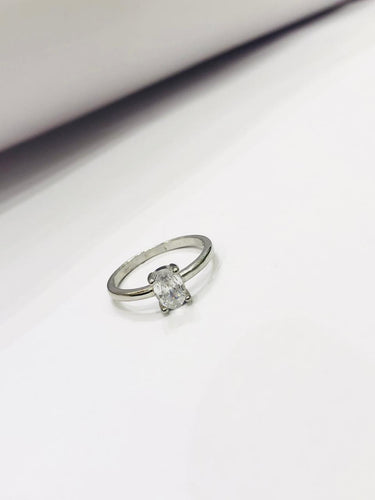 925 Silver Oval Dream Ring